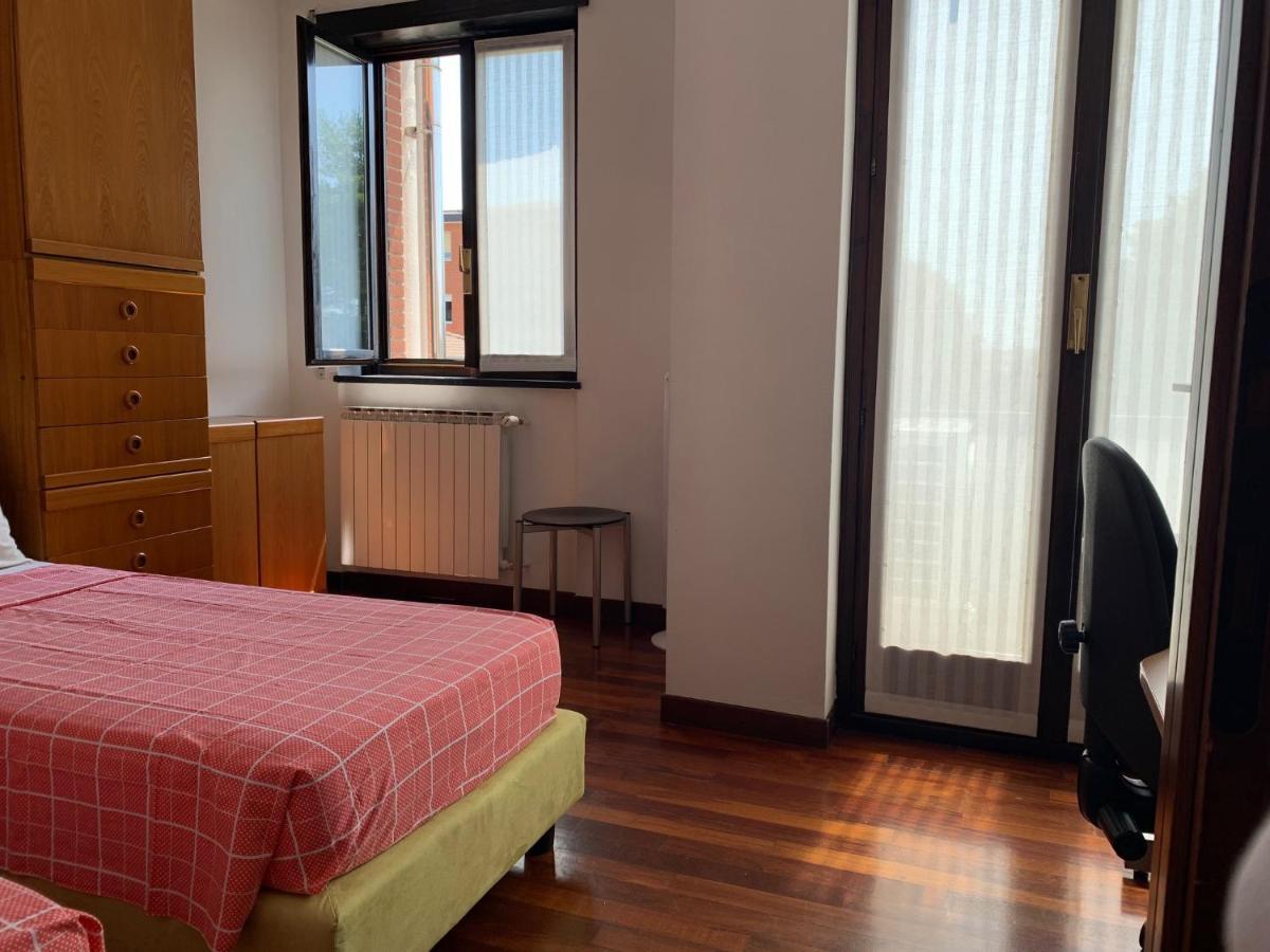 Near Como, Charming Apartment With Fireplace Grandate Exterior foto